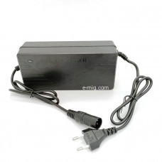 Зарядное устройство 5А / 72V / XLR (арт. 72V5A-XLR) Зарядное устройство 5А / 72V / XLR (арт. 72V5A-XLR)
