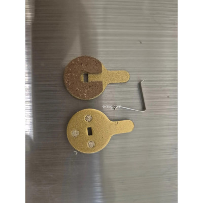 Тормозные колодки для электросамокатов Kugoo G2 pro арт. KG-G2-067